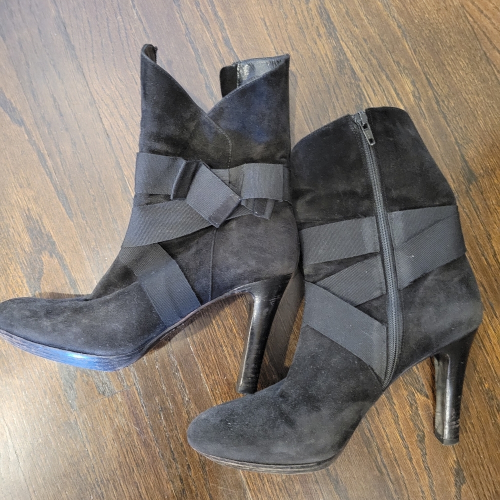 Women's dkny suede black booties size 8 1/2